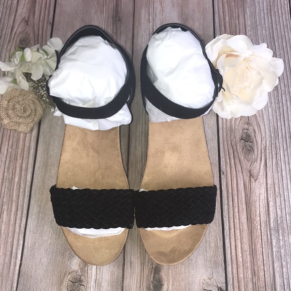 Lucky Brand Black Leather Wedge Sandal 8.5M - Picture 2 of 8